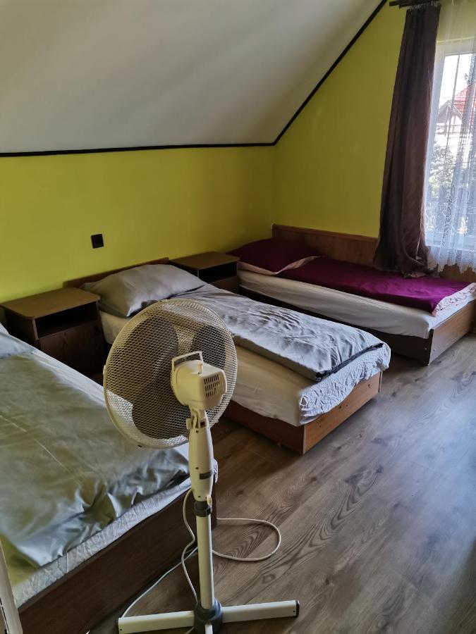 דירות בלטונללה Roland Apartman מראה חיצוני תמונה