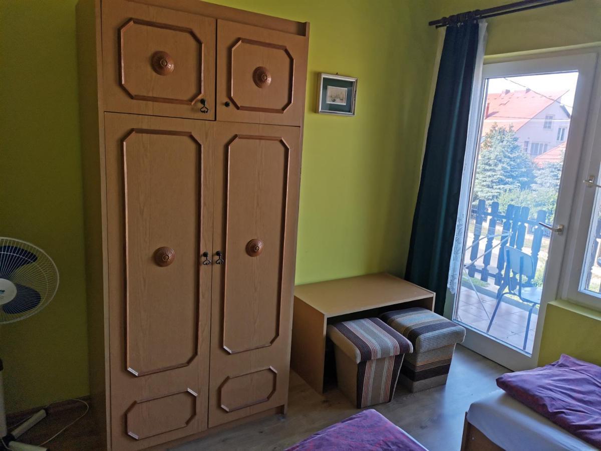 דירות בלטונללה Roland Apartman מראה חיצוני תמונה