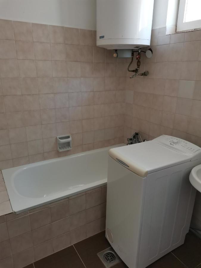 דירות בלטונללה Roland Apartman מראה חיצוני תמונה