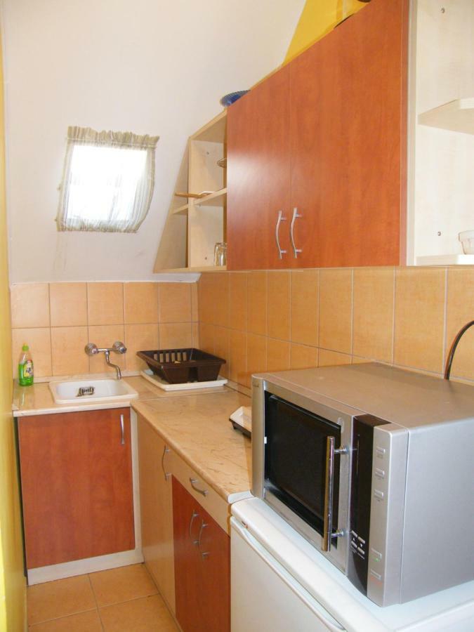 דירות בלטונללה Roland Apartman מראה חיצוני תמונה