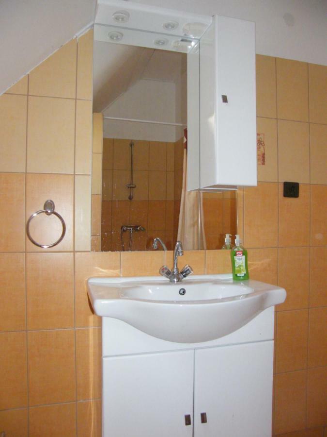 דירות בלטונללה Roland Apartman מראה חיצוני תמונה